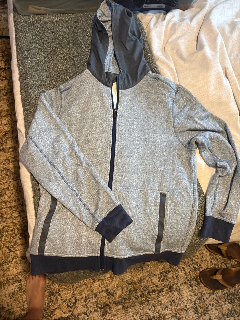 lululemon athletica Men's Light Gray and Navy Full-Zip Hoodie